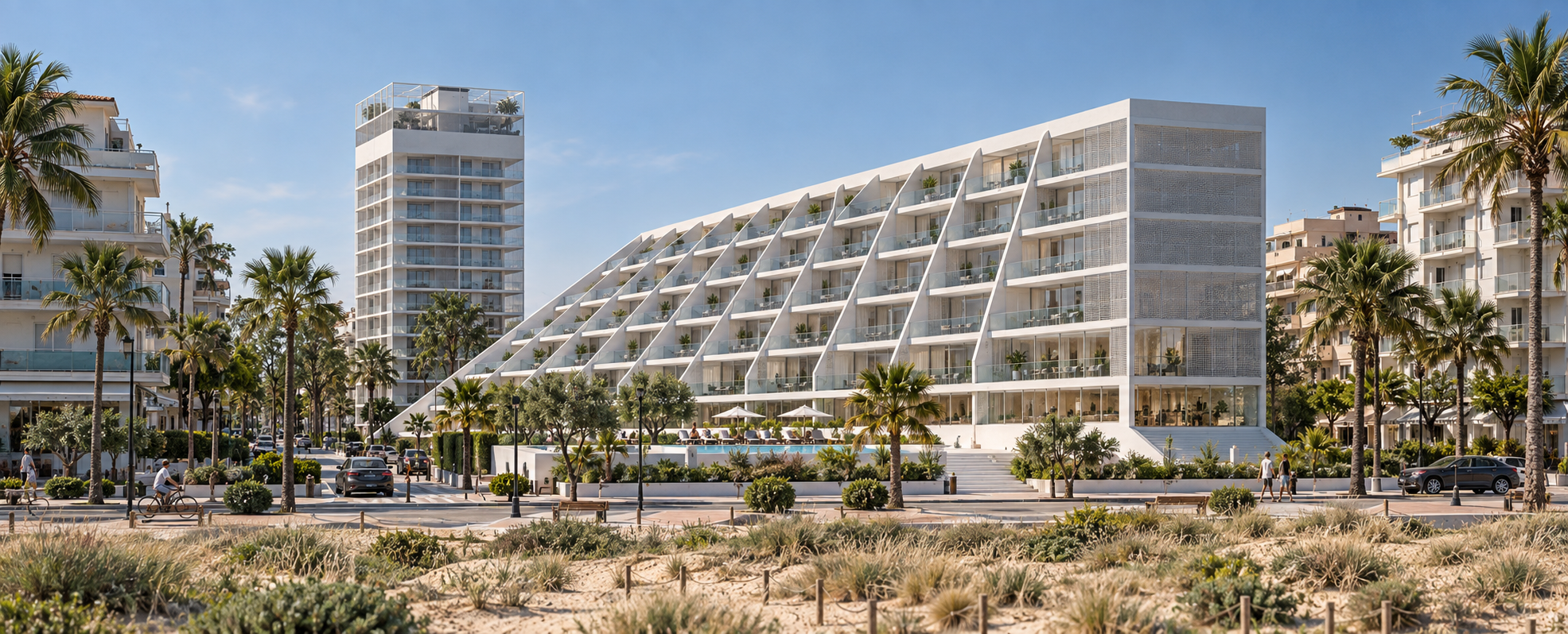 Hotel contemporaneo a Caorle con edificio fronte mare a ventaglio e torre arretrata